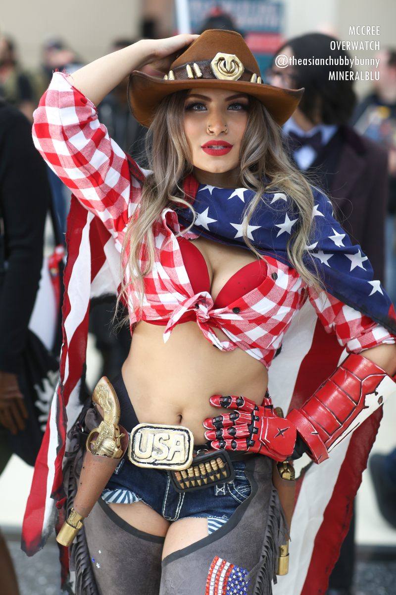 Illustration for article titled Our Favorite Cosplay From The 2019 Chicago Comic & Entertainment Expo